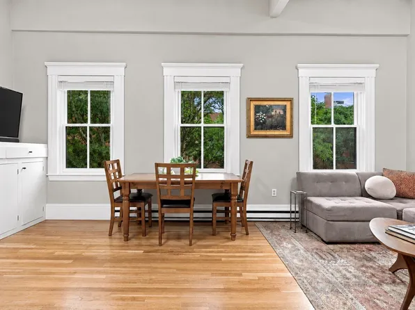 32 Milford St #4, Boston, MA 02118