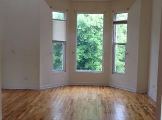 3417 N Janssen Ave #2N, Chicago, IL 60657