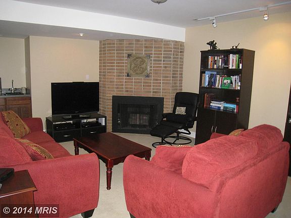 4th image of 7434 Hallcrest Dr