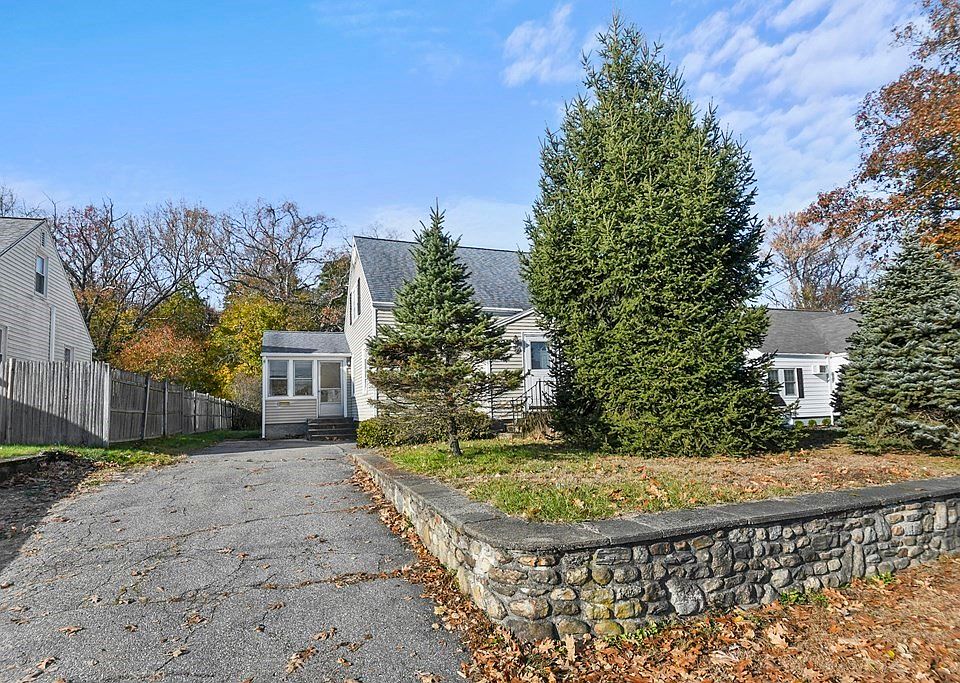 220 Lake Ave, Worcester, MA 01604 Zillow