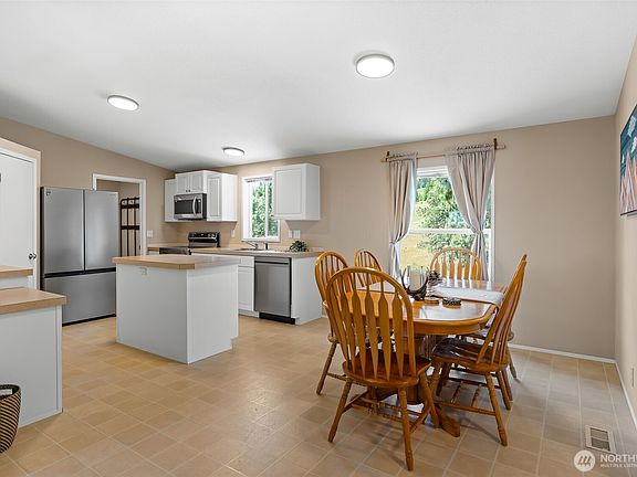 5th image of 1401 Elk Heights Road