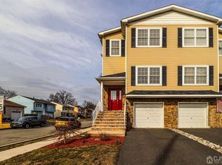 90 Morrisey Ave, Avenel, NJ 07001
