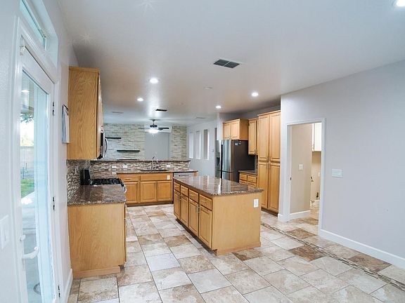 4th image of 7308 Poseidon Ct