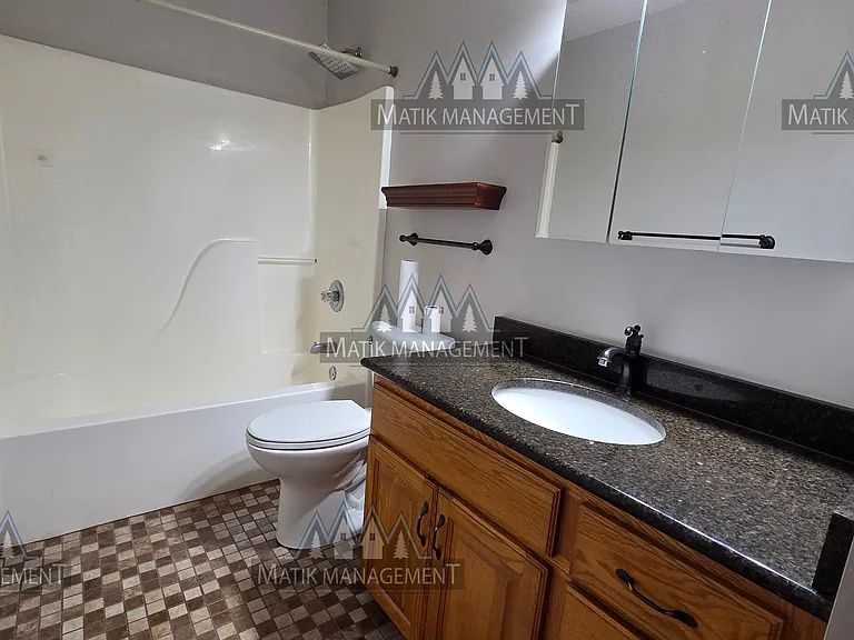 718 10th St SW — Photo 38