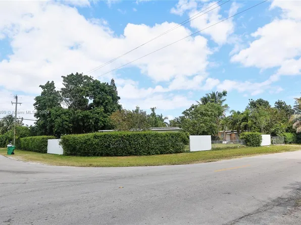 14901 SW Harding Ln, Homestead, FL 33033