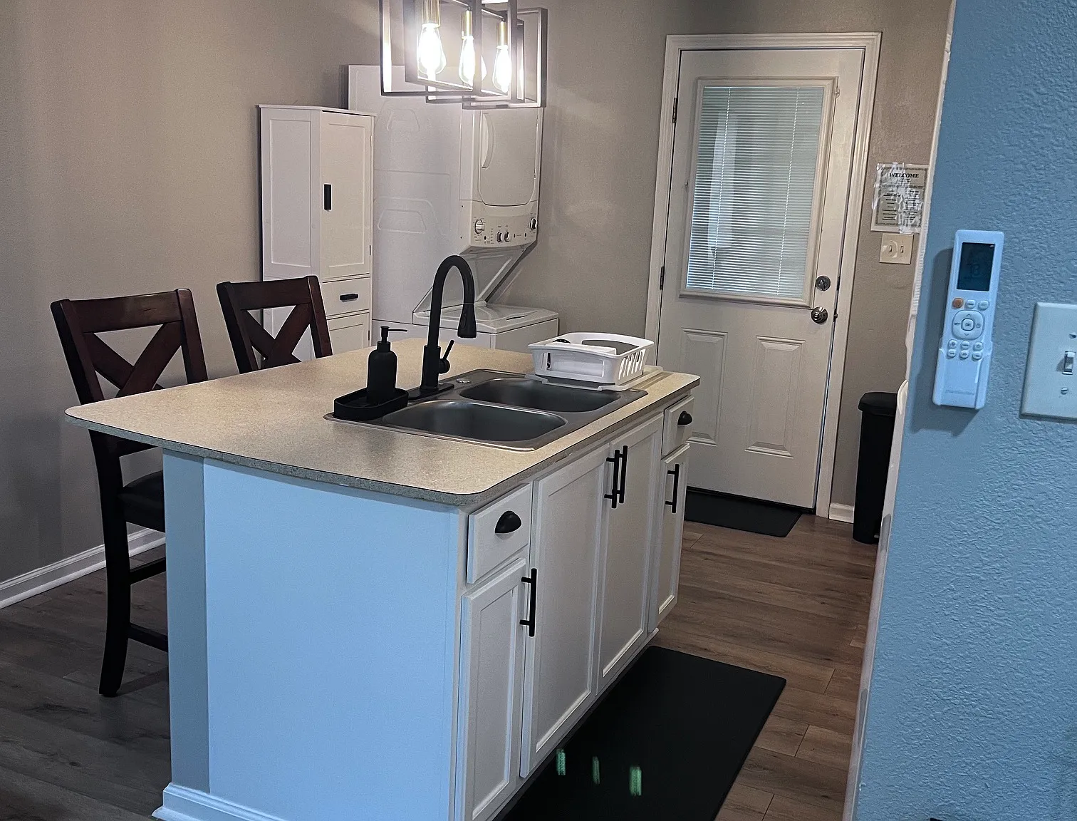 2 bed, 640 sqft, $900 — Photo 3