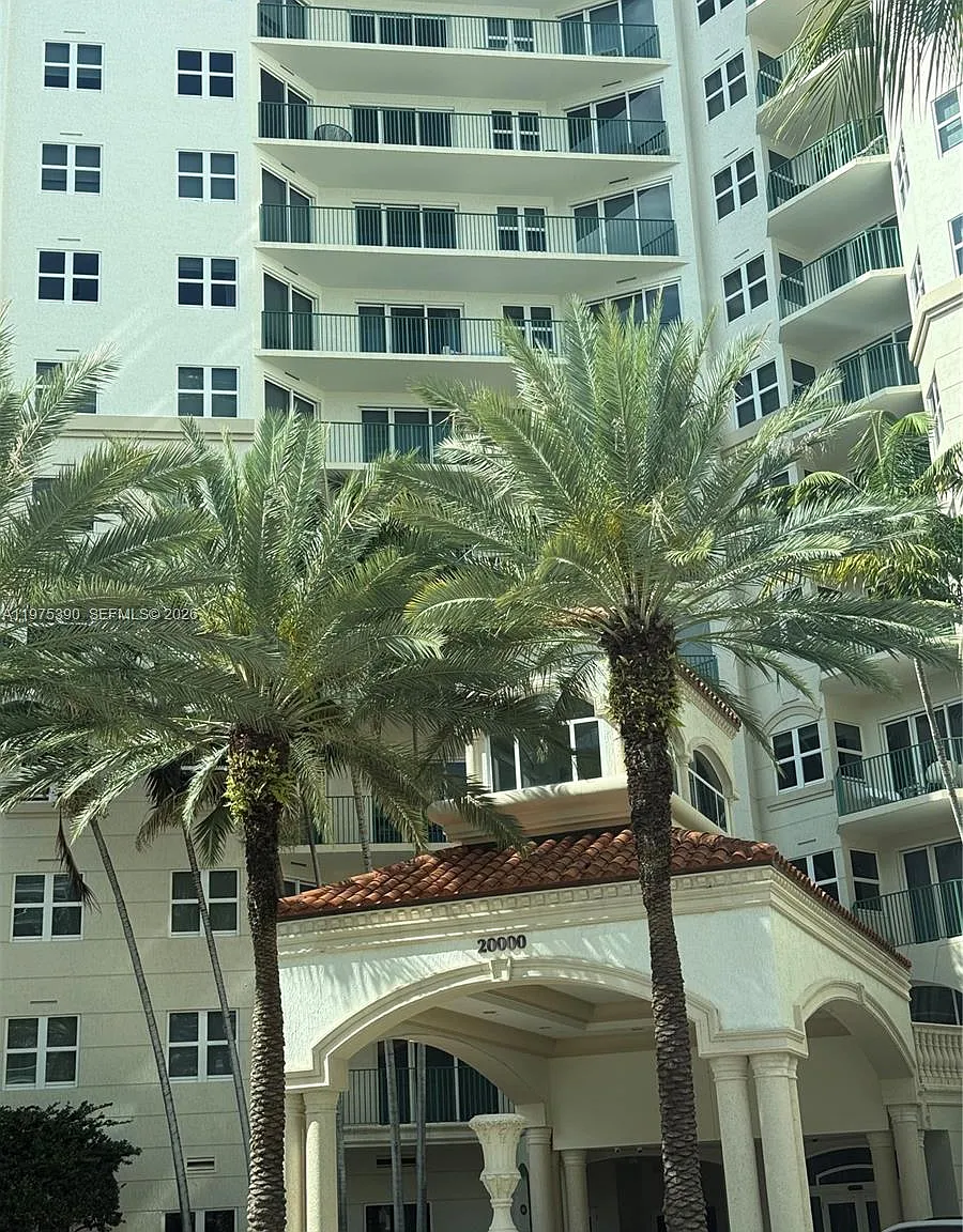 Turnberry Vlg No Tower Co — Photo 1