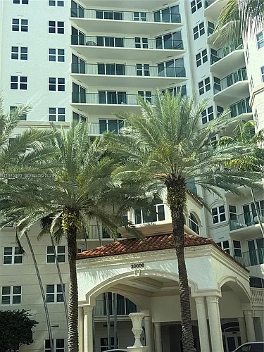 20000 Country Club Dr #9 Photo 1