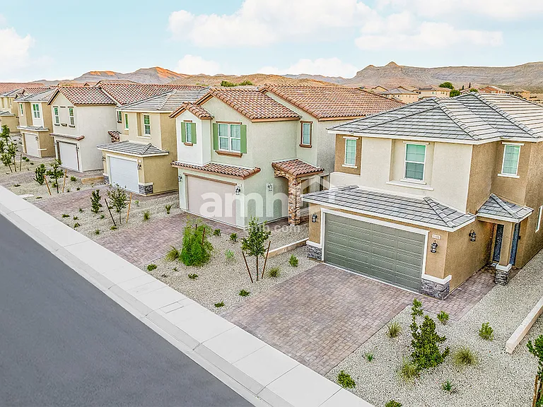 11122 Magallanes St — Photo 23