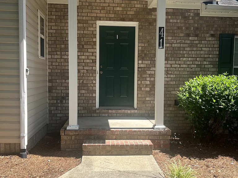 41 Holly Pines Dr — Photo 1