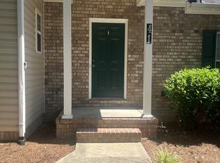 41 Holly Pines Dr, Aberdeen, NC 28374