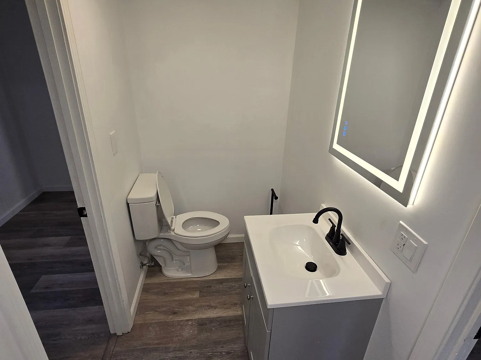 1216 Cedarview Dr — Photo 4