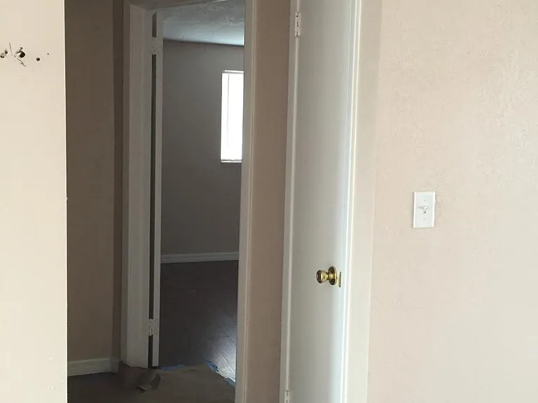5204 Forest Hills Dr — Photo 6