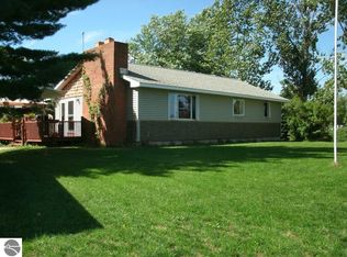 908 S West Silver Lake Rd, Traverse City, MI 49685