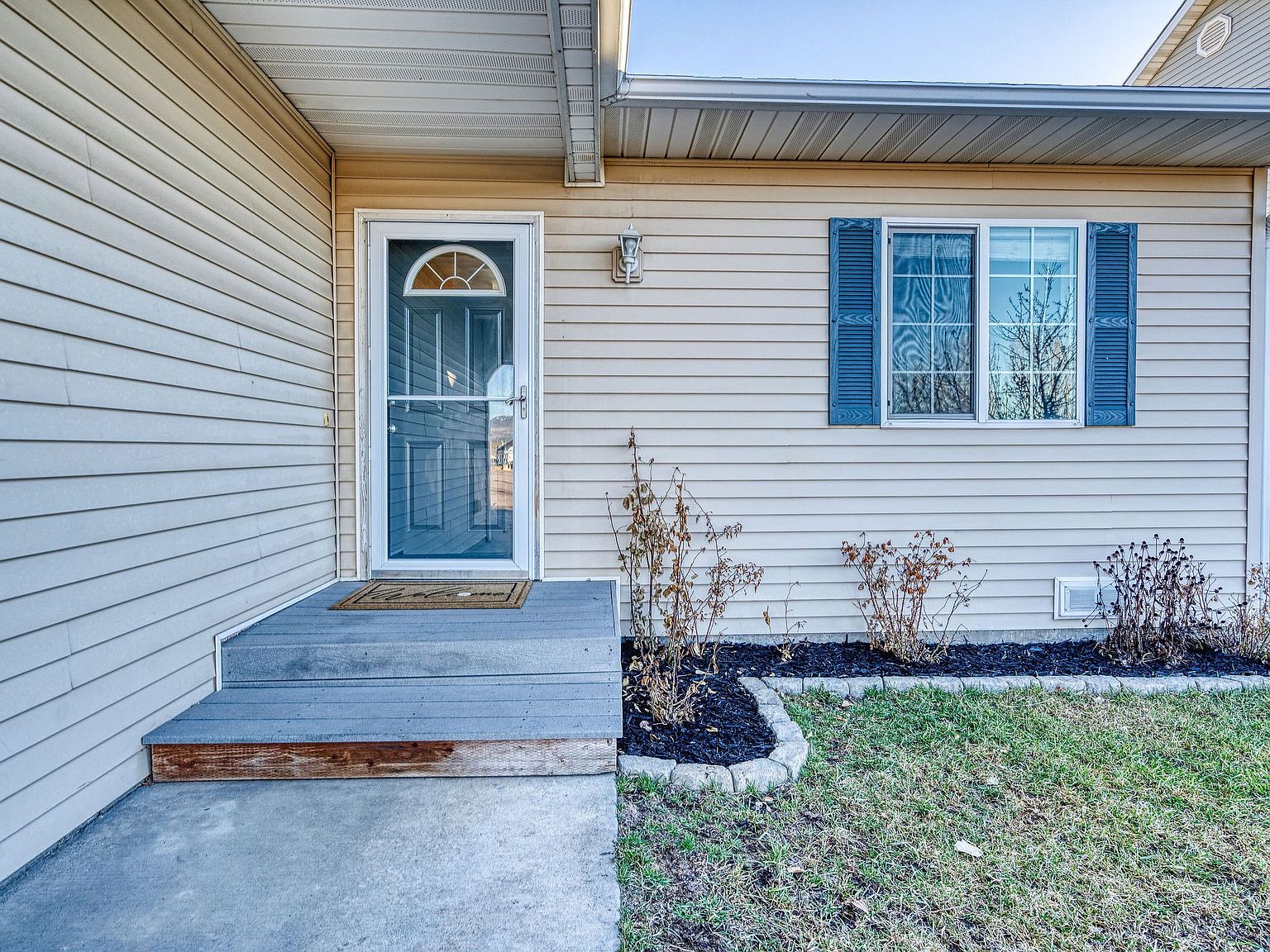 118 Empire Loop, Kalispell, MT 59901 Zillow