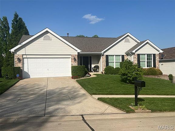 4th image of 118 Spring Tree Ct