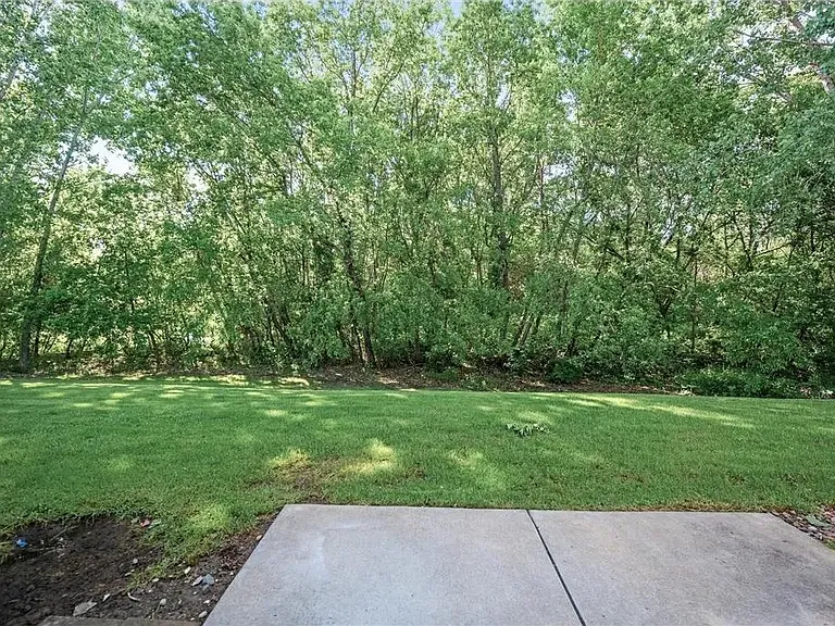 13784 Rose Dr — Photo 9