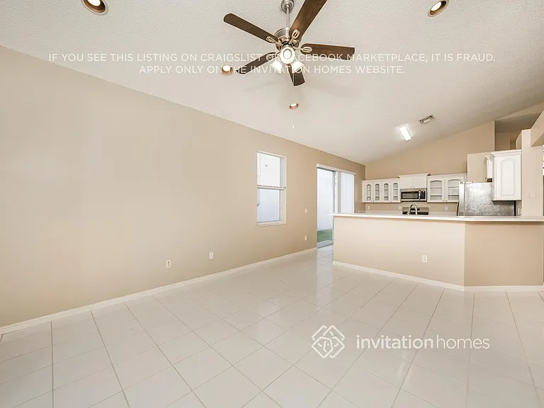 7699 Thornlee Dr — Photo 4