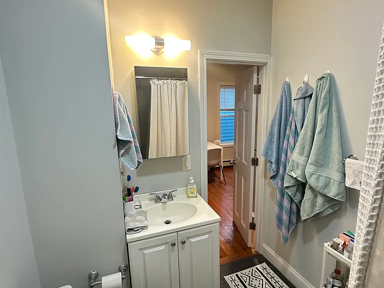 417 Cardinal Medeiros Ave #3 — Photo 11