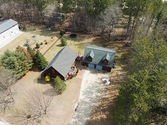 3rd image of N2208 Cleghorn Rd