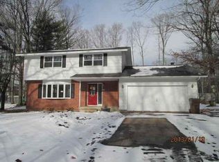 460 W Mapleridge Dr, Stevens Point, WI 54481
