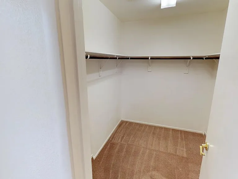 9546 Swiss Stone Ct — Photo 22