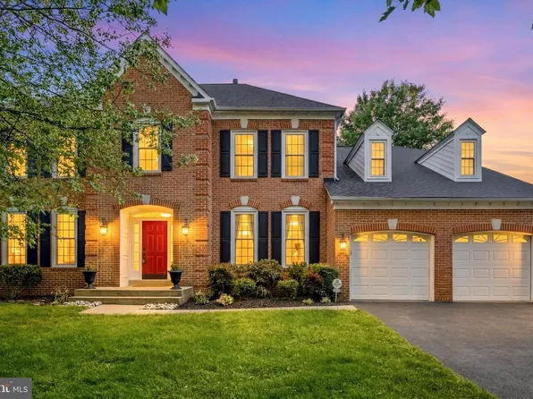 21527 Fox Field Cir, Germantown, MD 20876