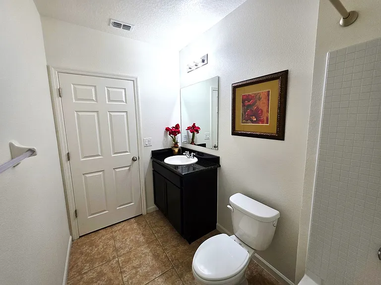 1440 Lexington Sq SW — Photo 32