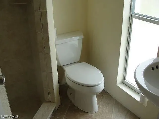 4280 Desoto Ave #305 — Photo 7