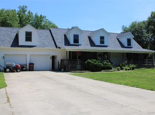 8300 Wiggins Rd, Howell, MI 48855