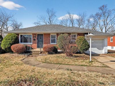 1072 Rainbow Dr, Saint Louis, MO, 63125