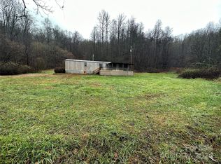 320 Board Tree Rd, Marshall, NC 28753