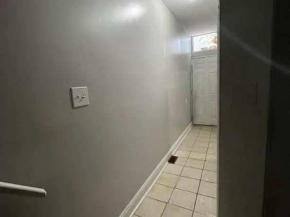 321 W Hanover St, Trenton, NJ 08618