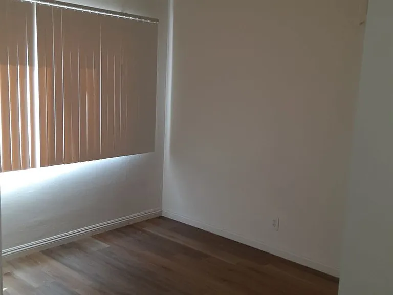 2815 Willow Pl #19 — Photo 7