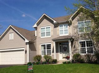 1472 Bailey Rd, Sycamore, IL 60178