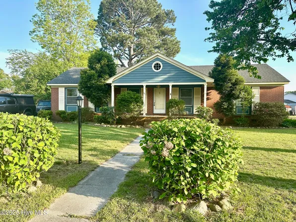 1511 E Penny Drive, Elizabeth City, NC 27909