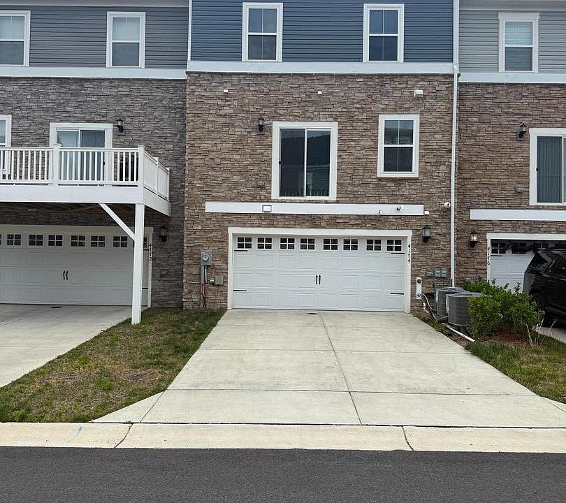 2nd image of 4174 Brodie Pl
