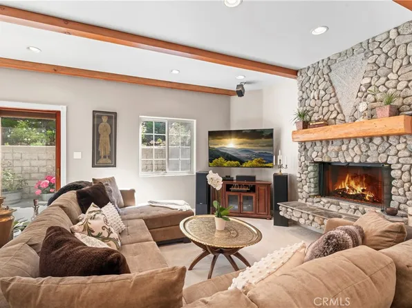 197 Massive Rd, Lake Arrowhead, CA 92352