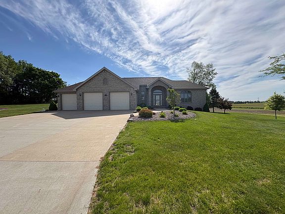 2nd image of 115 Sunrise Ct
