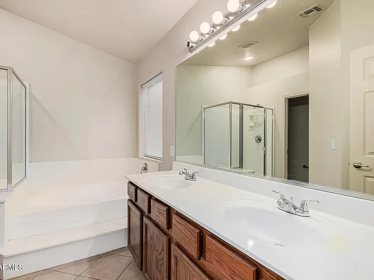 12828 S 175th Ln — Photo 13