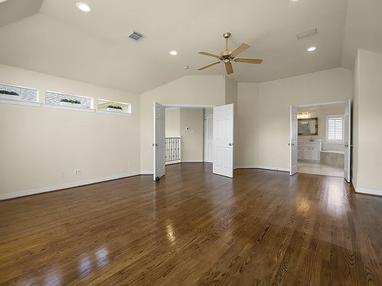 3307B W Lamar St #B — Photo 6