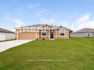 72 Orchid Ln, Poinciana, FL 34759