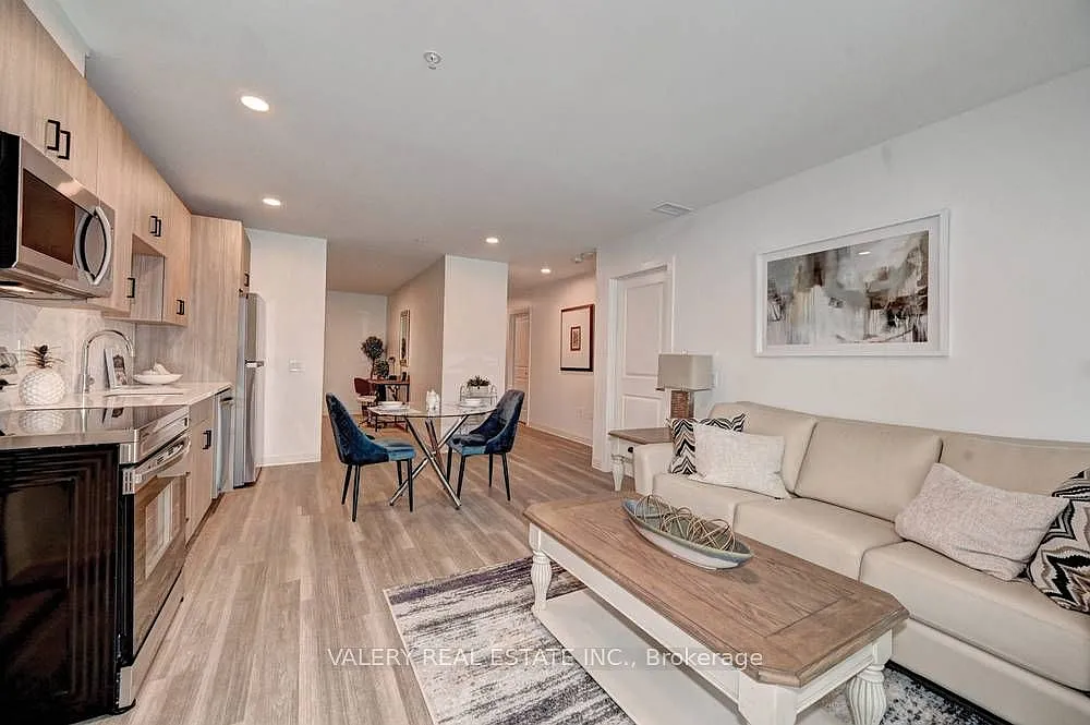 2 bed, $2,500 — Photo 4
