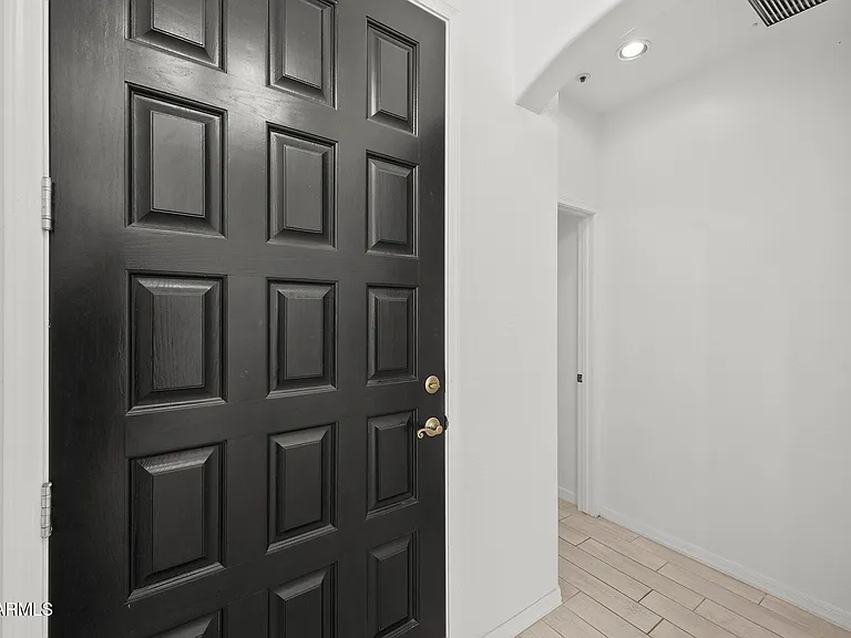 8479 N 84th Pl — Photo 14