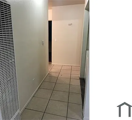 5243 Huntington Dr N #3 — Photo 4