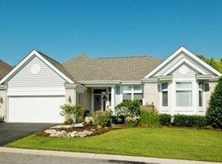 161 Course Dr, Lake In The Hills, IL 60156