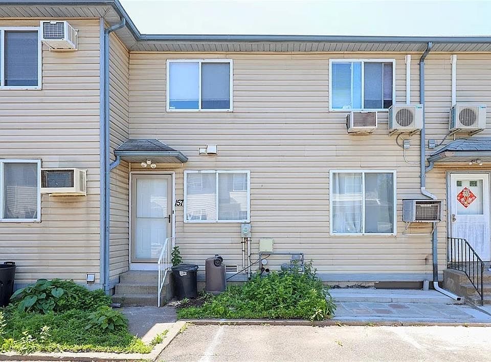 1st image of 157 Mosel Ave