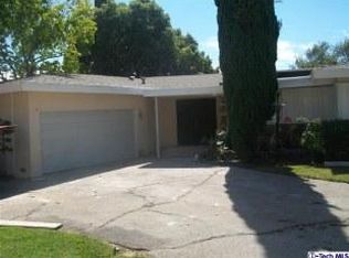 1284 Pleasantridge Dr, Altadena, CA 91001