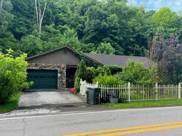 286 GC & P Road, Wheeling, WV 26003