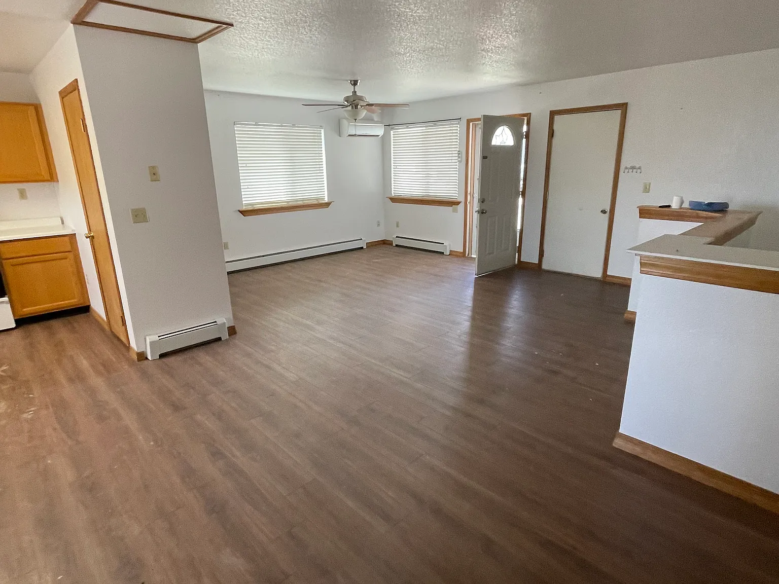 2 bed, 1144 sqft, $1,600 — Photo 2